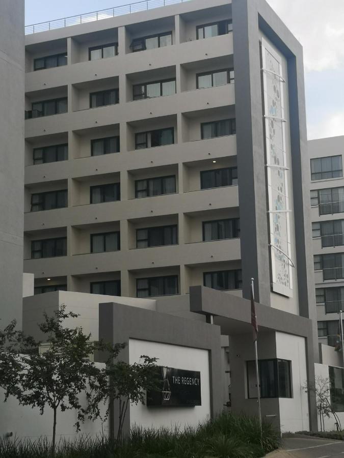 The Regency - Cosy Private Hotel Apartment - Unit 219 Pretoria Exterior photo